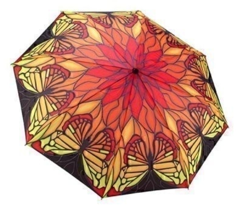 Another fantastic design from Galleria, with detailing second to none. The illustrated design on the fabric features a red patterned butterfly surrounding the entire umbrella which makes it very eye catching. Featuring virtually unbreakable fibreglass rib